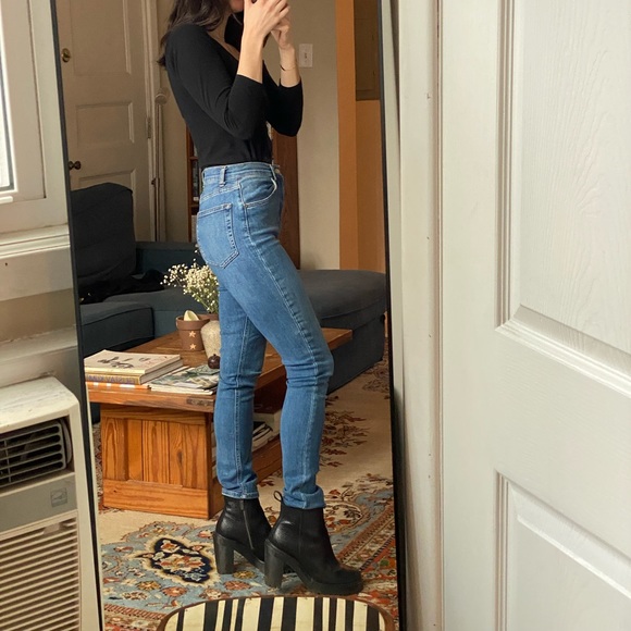 Reformation jeans ! - Picture 2 of 3